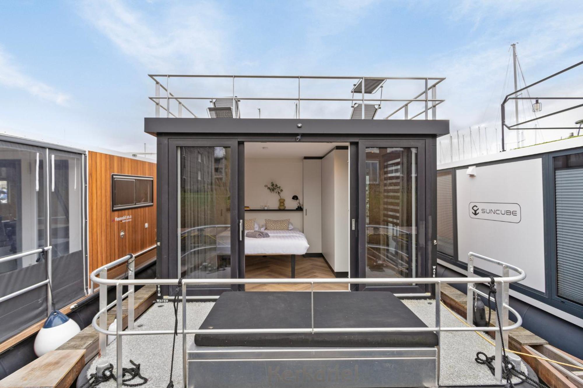 Luxurious Waterloft Near Beach And Centre By Weltevreden Experience Zeewolde Exterior foto
